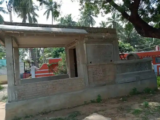 Arulmigu Ayyanar Temple, Thiruparaithurai - 639115