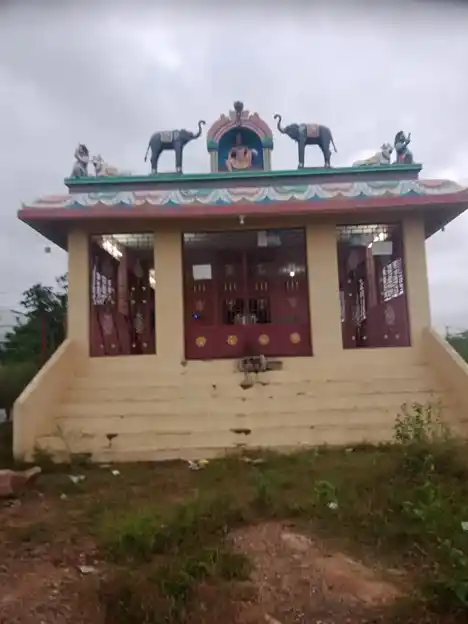 Arulmigu Ayyanar Temple, Thiruvalarsolai - 620005 Arulmigu Ayyanar Temple, Thiruvalarsolai - 620005, Thiruchirappalli - Ancient Temple Architecture and History Image 4