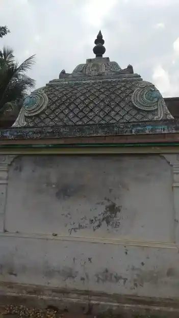 Arulmigu Ayyanar Temple, Thiruvilayattam - 609306 அருள்மிகு அய்யனார் திருக்கோயில், திருவிளையாட்டம் - 609306, Mayiladuthurai - Ancient Temple Architecture and History Image 2