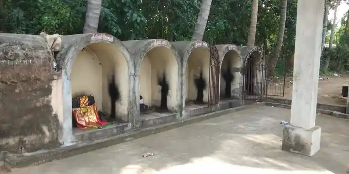 Arulmigu Ayyanar Temple, Thiyagasamuthiram - 612301 அருள்மிகு அய்யனார் திருக்கோயில், Thiyagasamuthiram - 612301, Thanjavur - Ancient Temple Architecture and History Image 6