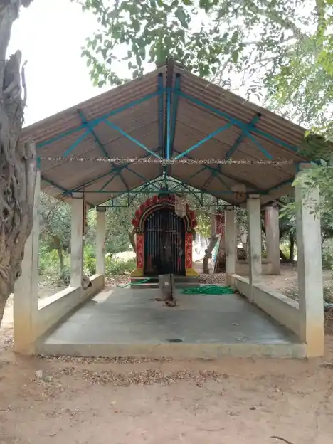 Arulmigu Ayyanar Temple, Udhayanatham - 612902 Arulmigu Ayyanar Temple, Udhayanatham - 612902, Ariyalur - Ancient Temple Architecture and History Image 4