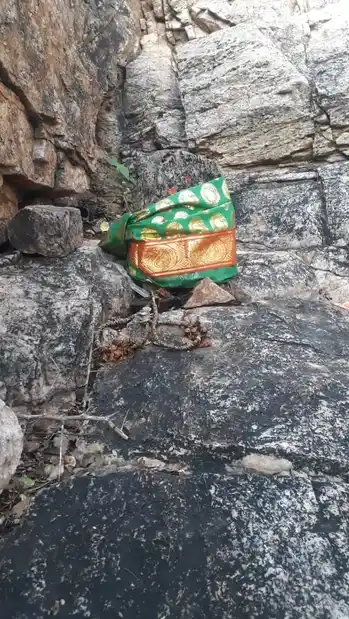 Arulmigu Ayyanar Temple, Uthupatti - 628503 அருள்மிகு அய்யனார் திருக்கோயில், Uthupatti - 628503, Thoothukudi - Ancient Temple Architecture and History Image 9