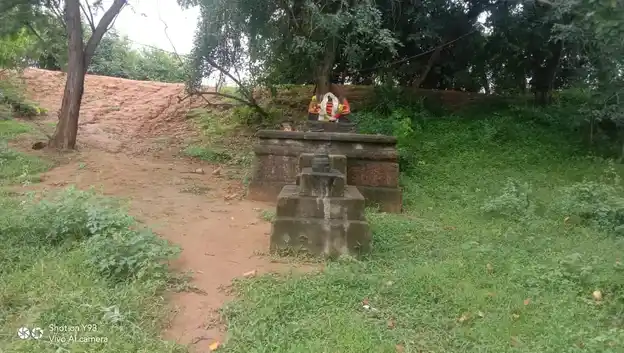 Arulmigu Ayyanar Temple, Uyyavanthan - 630561 Arulmigu Ayyanar Temple, Uyyavanthan - 630561, Sivagangai - Ancient Temple Architecture and History Image 4