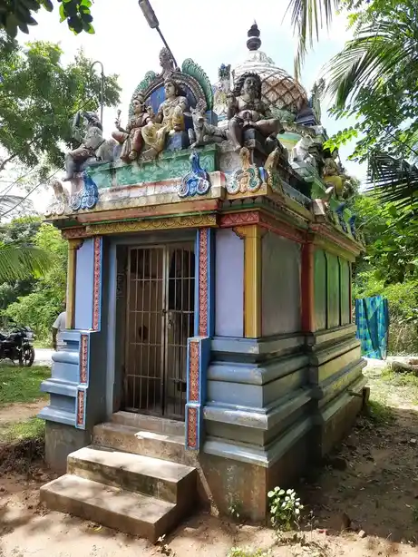 Arulmigu Ayyanar Temple, Vadarangam - 609116 அருள்மிகு அய்யனார் திருக்கோயில், Sirkali - 609116, Mayiladuthurai - Ancient Temple Architecture and History Image 7