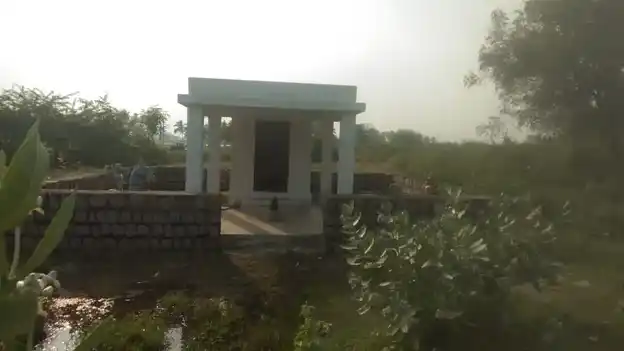 Arulmigu Ayyanar Temple, Vairavanatham - 625402