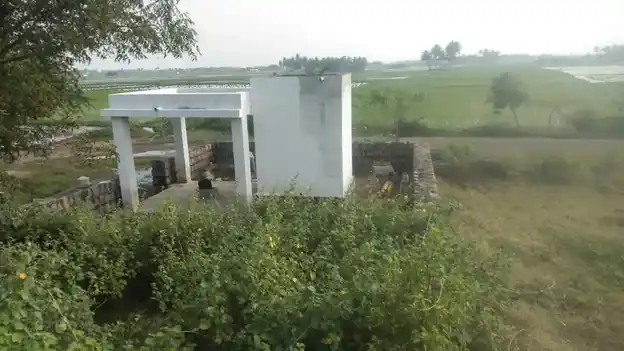 Arulmigu Ayyanar Temple, Vairavanatham - 625402 Arulmigu Ayyanar Temple, Vairavanatham - 625402, Madurai - Ancient Temple Architecture and History Image 2