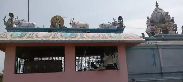 Arulmigu Ayyanar Temple, Valayanvayal - 614612 Arulmigu Ayyanar Temple, Valayanvayal - 614612, Thanjavur - Ancient Temple Architecture and History Image 2