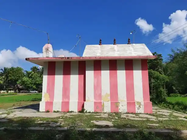 Arulmigu Ayyanar Temple, Valluvagudi, Valluvakudi - 609116 Arulmigu Ayyanar Temple, Valluvagudi, Sirkazhi - 609116, Mayiladuthurai - Ancient Temple Architecture and History Image 3