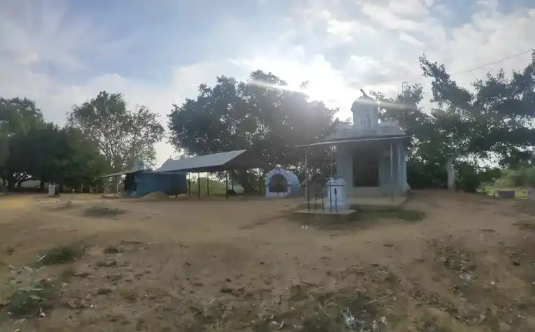 Arulmigu Ayyanar Temple, Vanathirayanpattinam, Ariyalur - 621804 Arulmigu Ayyanar Temple,  - 621804, Ariyalur - Ancient Temple Architecture and History Image 4