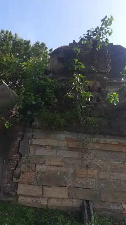 Arulmigu Ayyanar Temple, Vanavanallur, Vanavanallur - 621901 Temple