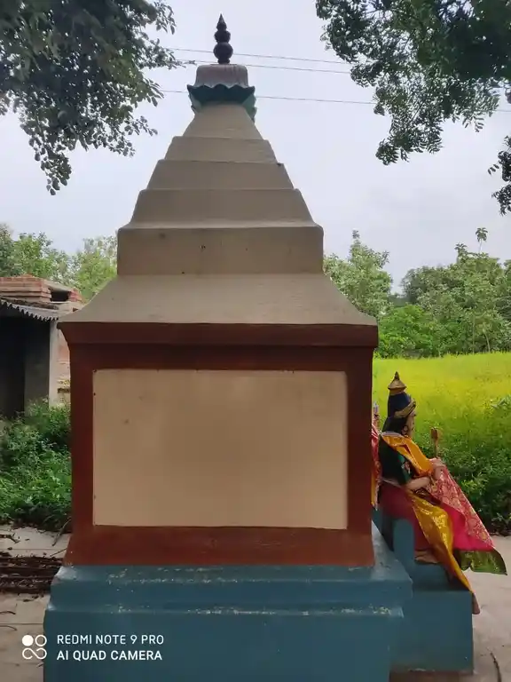 Arulmigu Ayyanar Temple, Varadharajanpetti - 621805 அருள்மிகு அய்யனார் திருக்கோயில், Varadharajanpetti - 621805, Ariyalur - Ancient Temple Architecture and History Image 4