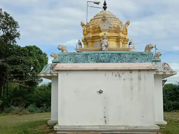 Arulmigu Ayyanar Temple, Vazhaikuzhi - 621701 Arulmigu Ayyanar Temple, Vazhaikuzhi - 621701, Ariyalur - Ancient Temple Architecture and History Image 2