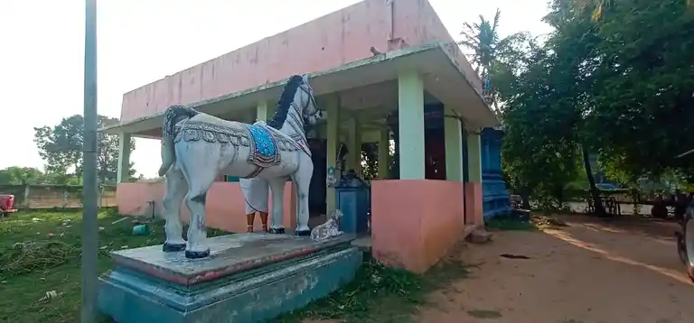 Arulmigu Ayyanar Temple, Veeravadi - 609503 அருள்மிகு அய்யனார் திருக்கோயில், Veeravadi - 609503, Thiruvarur - Ancient Temple Architecture and History Image 7