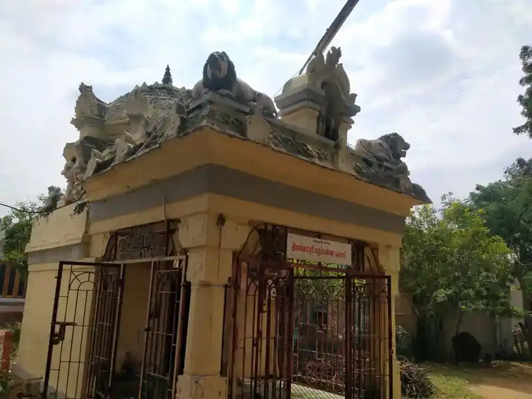 Arulmigu Ayyanar Temple, Veethivadangam - 620013 Arulmigu Ayyanar Temple, Veethivadangam - 620013, Thiruchirappalli - Ancient Temple Architecture and History Image 3