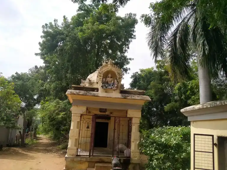 Arulmigu Ayyanar Temple, Veethivadangam - 620013 Arulmigu Ayyanar Temple, Veethivadangam - 620013, Thiruchirappalli - Ancient Temple Architecture and History Image 4