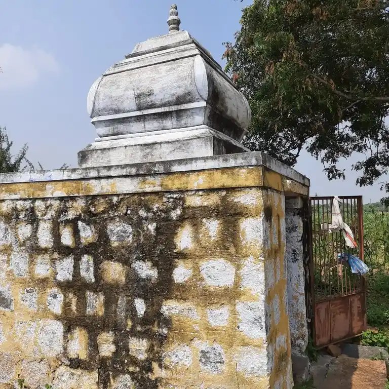 Arulmigu Ayyanar Temple, Velakanatham - 621217 Arulmigu ayyanar Temple, Velakanatham - 621217, Thiruchirappalli - Ancient Temple Architecture and History Image 3