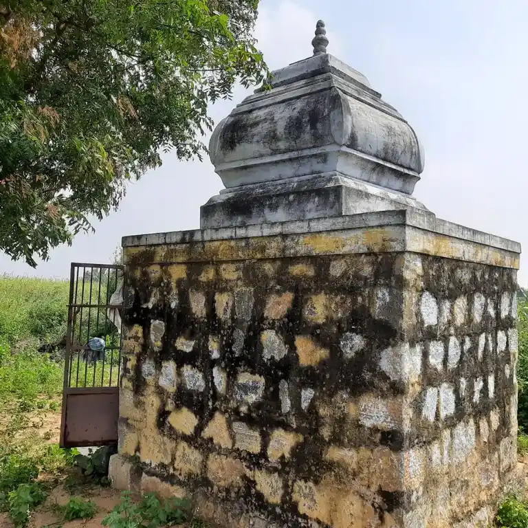 Arulmigu Ayyanar Temple, Velakanatham - 621217 Arulmigu ayyanar Temple, Velakanatham - 621217, Thiruchirappalli - Ancient Temple Architecture and History Image 4