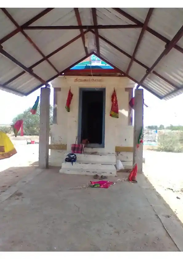 Arulmigu Ayyanar Temple, Velankanni - 611111 அருள்மிகு அய்யனார் திருக்கோயில், Velankanni - 611111, Nagapattinam - Ancient Temple Architecture and History Image 2