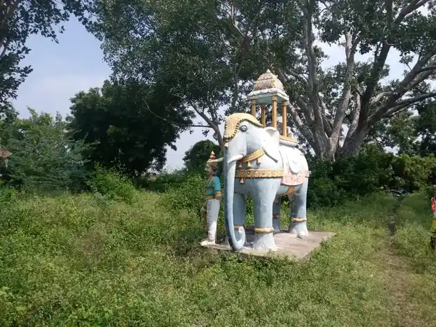 Arulmigu Ayyanar Temple, Vellaiyur - 636116 அருள்மிகு அய்யனார் திருக்கோயில், Vellaiyur - 636116, Salem - Ancient Temple Architecture and History Image 2