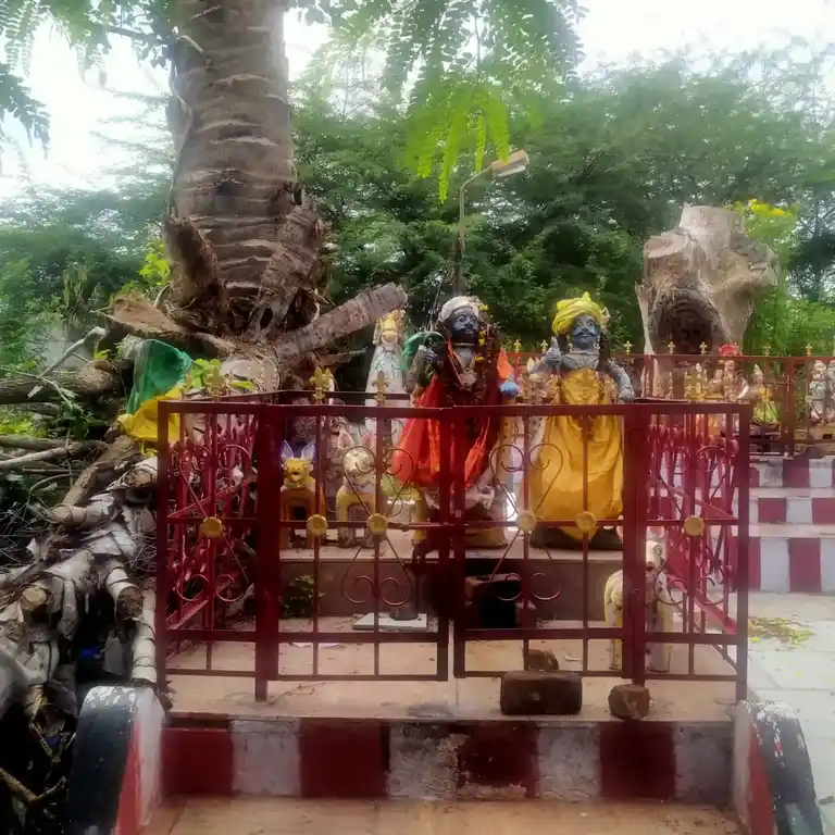 Arulmigu Ayyanar Temple, Veppadappu - 625106