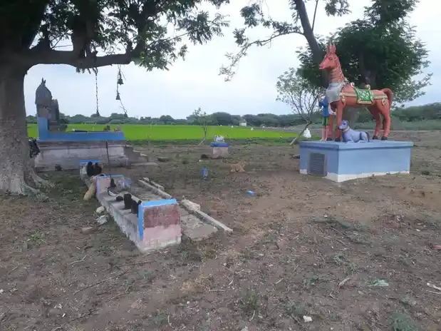 Arulmigu Ayyanar Temple, Vettakudi - 621715 அருள்மிகு அய்யனார் திருக்கோயில், வேட்டக்குடி - 621715, Ariyalur - Ancient Temple Architecture and History Image 4