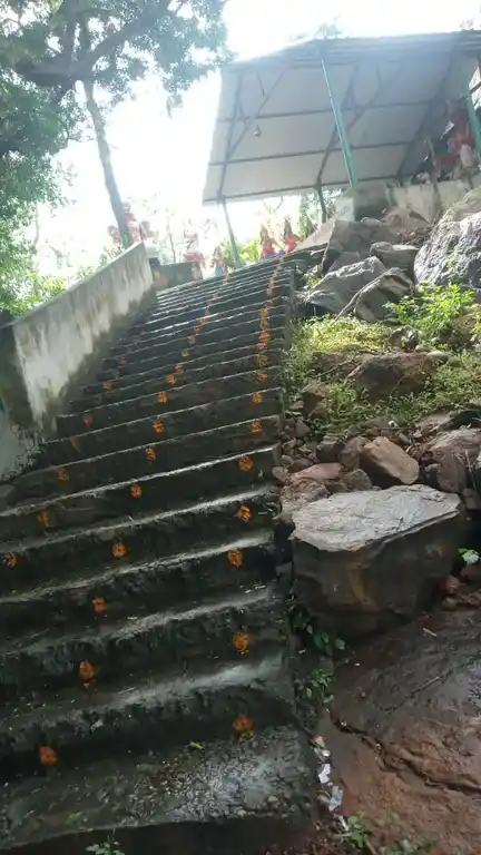 Arulmigu Ayyanar Vagaiyara Temple, Sadakuppam - 606707 அருள்மிகு அய்யனார் வகையறா திருக்கோயில், Sadakuppam - 606707, Tiruvannamalai - Ancient Temple Architecture and History Image 2