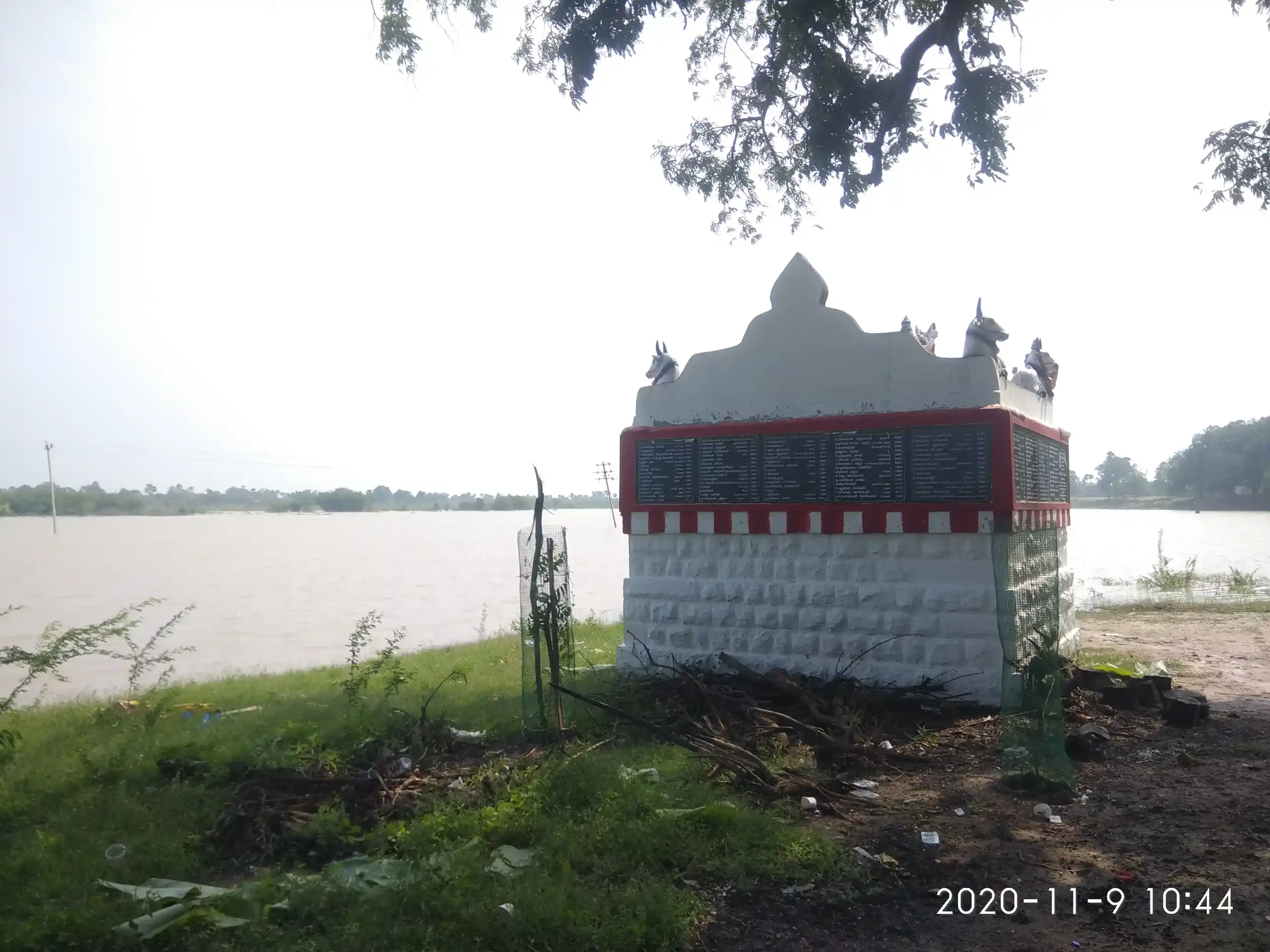 Arulmigu Ayyanar Vagayara Temple, Sathiram Puthukulam - 626106 அருள்மிகு அய்யனார் வகையறா திருக்கோயில், Sathiram Puthukulam - 626106, Virudhunagar - Ancient Temple Architecture and History Image 4