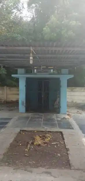 Arulmigu Ayyanar, Vazhikaraiyan And Ladasanyasi Temple, Vazhuvoor - 609401 Arulmigu Ayyanar, Vazhikaraiyan And Ladasanyasi Temple, Vazhuvur - 609401, Mayiladuthurai - Ancient Temple Architecture and History Image 7