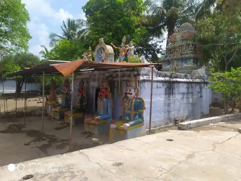 Arulmigu Ayyanarappan Temple, Vembaneri, Puduppalaiyam - 636306 அருள்மிகு அய்யனாரப்பன் திருக்கோயில், வேம்பனேரி, புதுப்பாளையம் - 636306, Salem - Ancient Temple Architecture and History Image 4