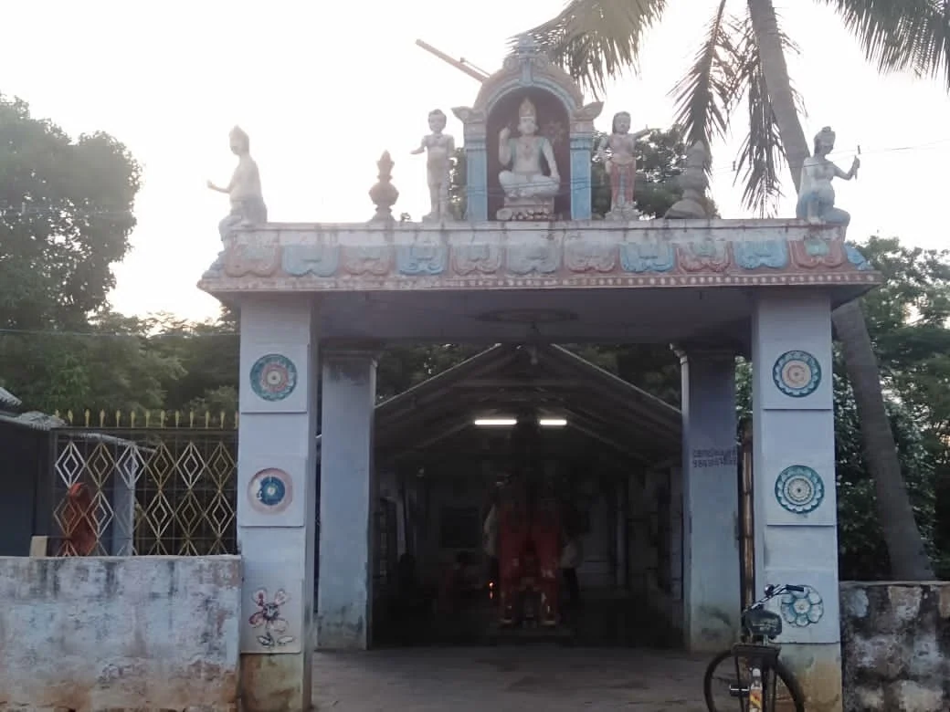 அருள்மிகு அய்யனாரப்பசாமி திருக்கோயில், Kodunthurai - 621204 - Main View