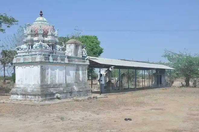 Arulmigu Ayyannar Temple, Melavazhakkarai - 611104 Temple