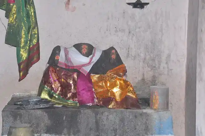 Arulmigu Ayyannar Temple, Melavazhakkarai - 611104 அருள்மிகு அய்யனார் திருக்கோயில், Melavazhakkarai - 611104, Nagapattinam - Ancient Temple Architecture and History Image 4