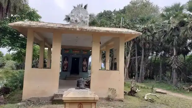 Arulmigu Ayyannar Temple, Thenkarai - 609701 அருள்மிகு அய்யனார் திருக்கோயில், Thenkarai - 609701, Nagapattinam - Ancient Temple Architecture and History Image 4