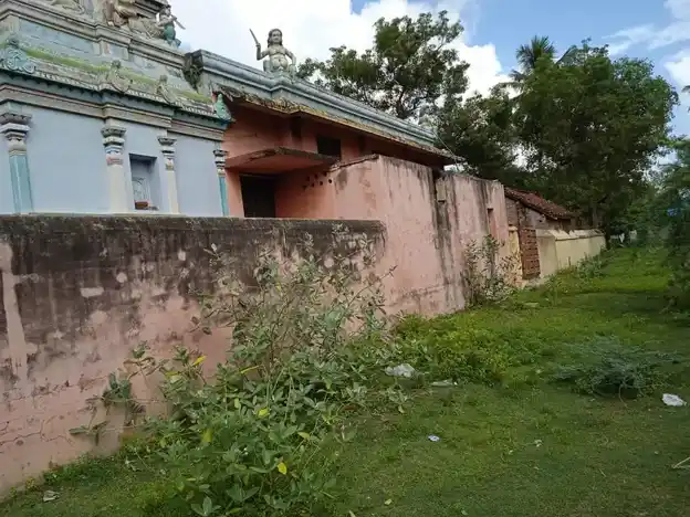 Arulmigu Ayyayaramanan Temple, Thiruvedavasal - 613703 அருள்மிகு ஆயியாரம்மன் திருக்கோயில், Thiruvedavasal - 613703, Thiruvarur - Ancient Temple Architecture and History Image 3