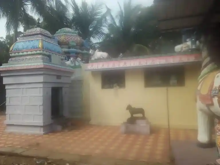 Arulmigu Ayynar Temple, Kallagam - 621653 Arulmigu Ayynar Temple, Kallagam - 621653, Thiruchirappalli - Ancient Temple Architecture and History Image 4