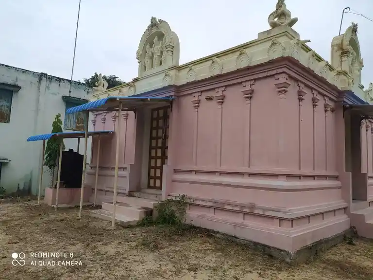 Arulmigu Azagurayaperumal Temple, Kolur - 601204 அருள்மிகு அழகராயப்பெருமாள் திருக்கோயில், கோளூர் - 601204, Tiruvallur - Ancient Temple Architecture and History Image 5