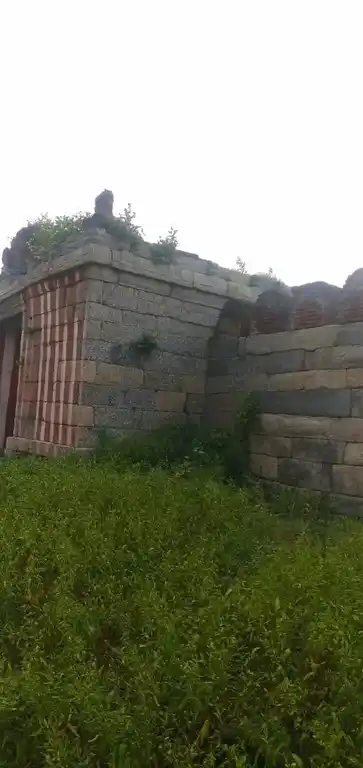 Arulmigu Azhaga Perumal Temple, Thiruthalayour, Thiruthalayr - 621217 Arulmigu .Azhaga Perumal Temple, Thiruthalayour, Thiruthalayr - 621217, Thiruchirappalli - Ancient Temple Architecture and History Image 4