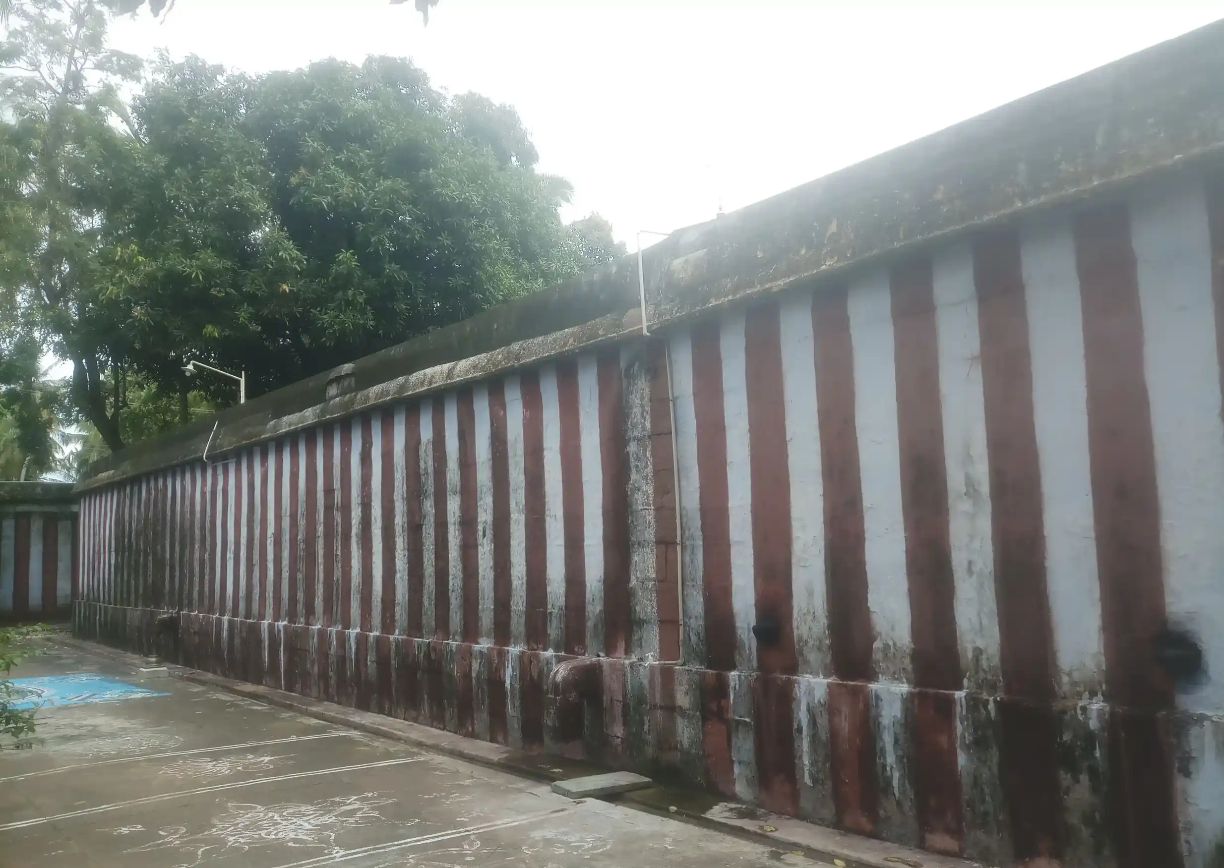 Arulmigu Azhagamman Samedha Sundareswarar Temple, Vadiveeswaram, Nagercoil - 629002 அருள்மிகு அழகம்மன் சமேத சுந்தரேஸ்வரர் திருக்கோயில், வடிவீஸ்வரம், நாகர்கோவில் - 629002, Kanyakumari - Ancient Temple Architecture and History Image 3