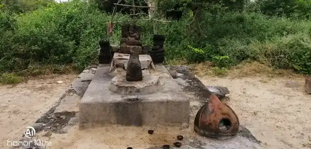 Arulmigu Azhagampatti Pillaiyar Temple, Thannangudi - 622102 அருள்மிகு அழகம்பட்டி பிள்ளையார் திருக்கோயில், Thannangudi - 622102, Pudukkottai - Ancient Temple Architecture and History Image 4