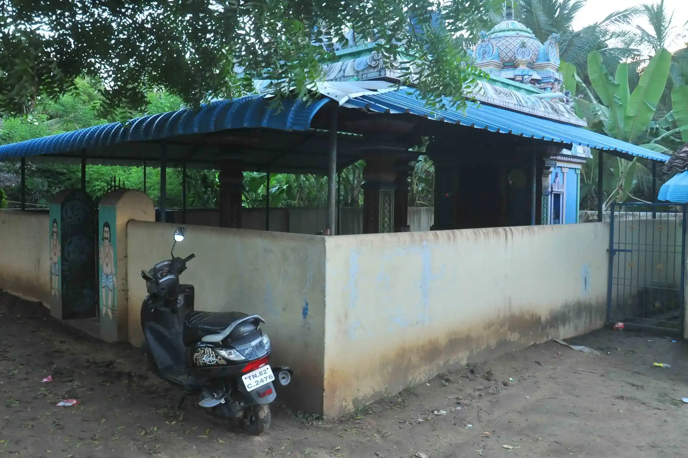 Arulmigu Azhagapillaiyar Temple, Arumbakkam - 609106 Arulmigu Azhagapillaiyar Temple, Arumbakkam - 609106, Mayiladuthurai - Ancient Temple Architecture and History Image 2