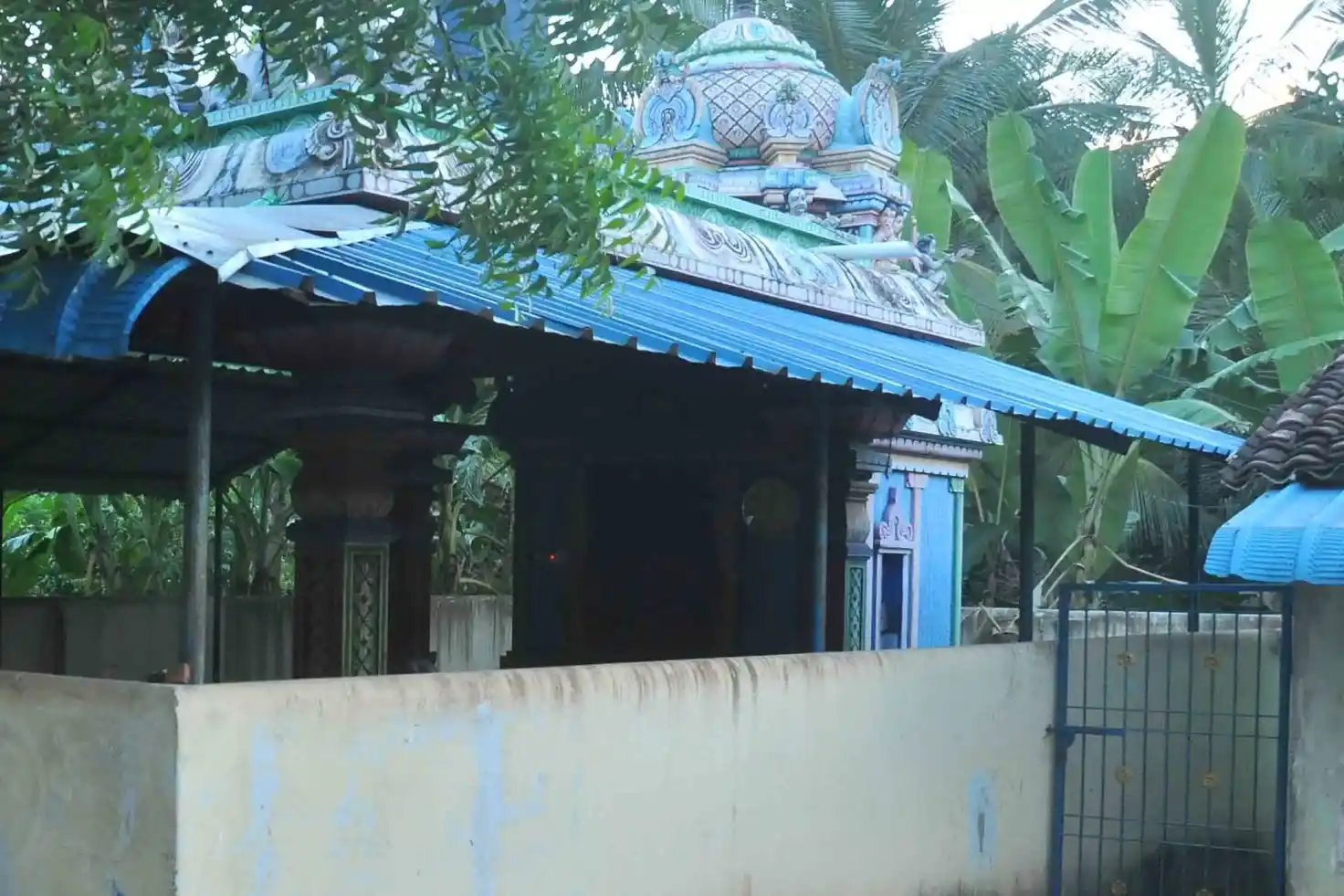 Arulmigu Azhagapillaiyar Temple, Arumbakkam - 609106 Arulmigu Azhagapillaiyar Temple, Arumbakkam - 609106, Mayiladuthurai - Ancient Temple Architecture and History Image 3