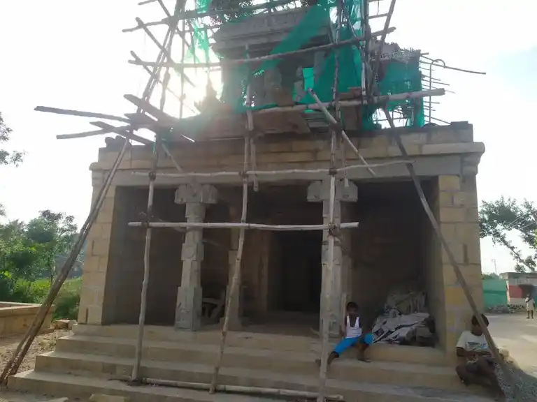 Arulmigu Azhageshwarar Temple, Noothapur - 621117 அருள்மிகு அழகேஸ்வரர் மற்றும் வரதராஜப்பெருமாள் திருக்கோயில், Noothapur - 621117, Perambalur - Ancient Temple Architecture and History Image 3