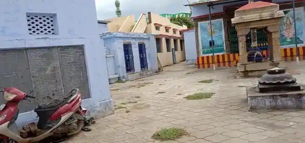 Arulmigu Azhagia Pillayar And Angalamman Temple, Street End, Kallidaikurichi - 627416 அருள்மிகு அழகிய பிள்ளையார் மற்றும் அங்காளம்மன் திருக்கோயில், Street End, Kallidaikurichi - 627416, Tirunelveli - Ancient Temple Architecture and History Image 4