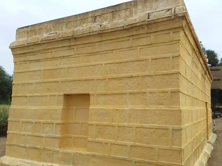 Arulmigu Azhagiya Manavalaperumal Temple, Athanur - 621708 Arulmigu Azhagiya Manavalaperumal Temple, Athanur - 621708, Perambalur - Ancient Temple Architecture and History Image 3