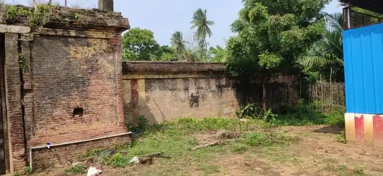Arulmigu Azhagiyanatha Swamy Temple, Chozhampettai - 609003 Arulmigu Azhagiyanatha Swamy Temple, Chozhampettai - 609003, Mayiladuthurai - Ancient Temple Architecture and History Image 4