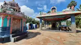 Arulmigu Azhagiyaveembu Ayyanar Temple, Azhavaikkal - 614904 அருள்மிகு அழகியவேம்பு அய்யனார் திருக்கோயில், Azhavaikkal - 614904, Thanjavur - Ancient Temple Architecture and History Image 3