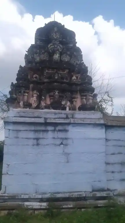 Arulmigu Azhagurayaperumal Temple, Kadayampatty, Idanganasalai - 637502 அருள்மிகு அழகுராய பெருமாள் திருக்கோயில், Kadayampatty, Idanganasalai - 637502, Salem - Ancient Temple Architecture and History Image 2