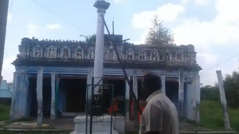 Arulmigu Azhagurayaperumal Temple, Kadayampatty, Idanganasalai - 637502 அருள்மிகு அழகுராய பெருமாள் திருக்கோயில், Kadayampatty, Idanganasalai - 637502, Salem - Ancient Temple Architecture and History Image 3