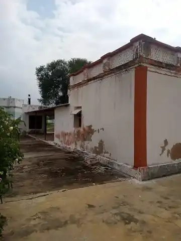 Arulmigu Azhagurayaperumal Temple, Thazhkuni, Gobichettipalayam - 638452 அருள்மிகு அழகுராயப்பெருமாள் திருக்கோயில், Thazhkuni, Gobichettipalayam - 638452, Erode - Ancient Temple Architecture and History Image 3