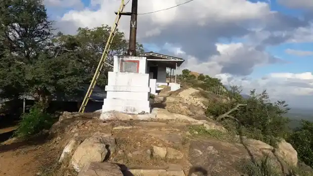 Arulmigu Azhaguthira Malairayar Temple, Dhali - 642112 அருள்மிகு அழகுத்திரமலைராயர் பெருமாள் திருக்கோயில், Dhali - 642112, Tiruppur - Ancient Temple Architecture and History Image 2